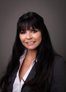 Kimberly de la Vega: Sales Agent