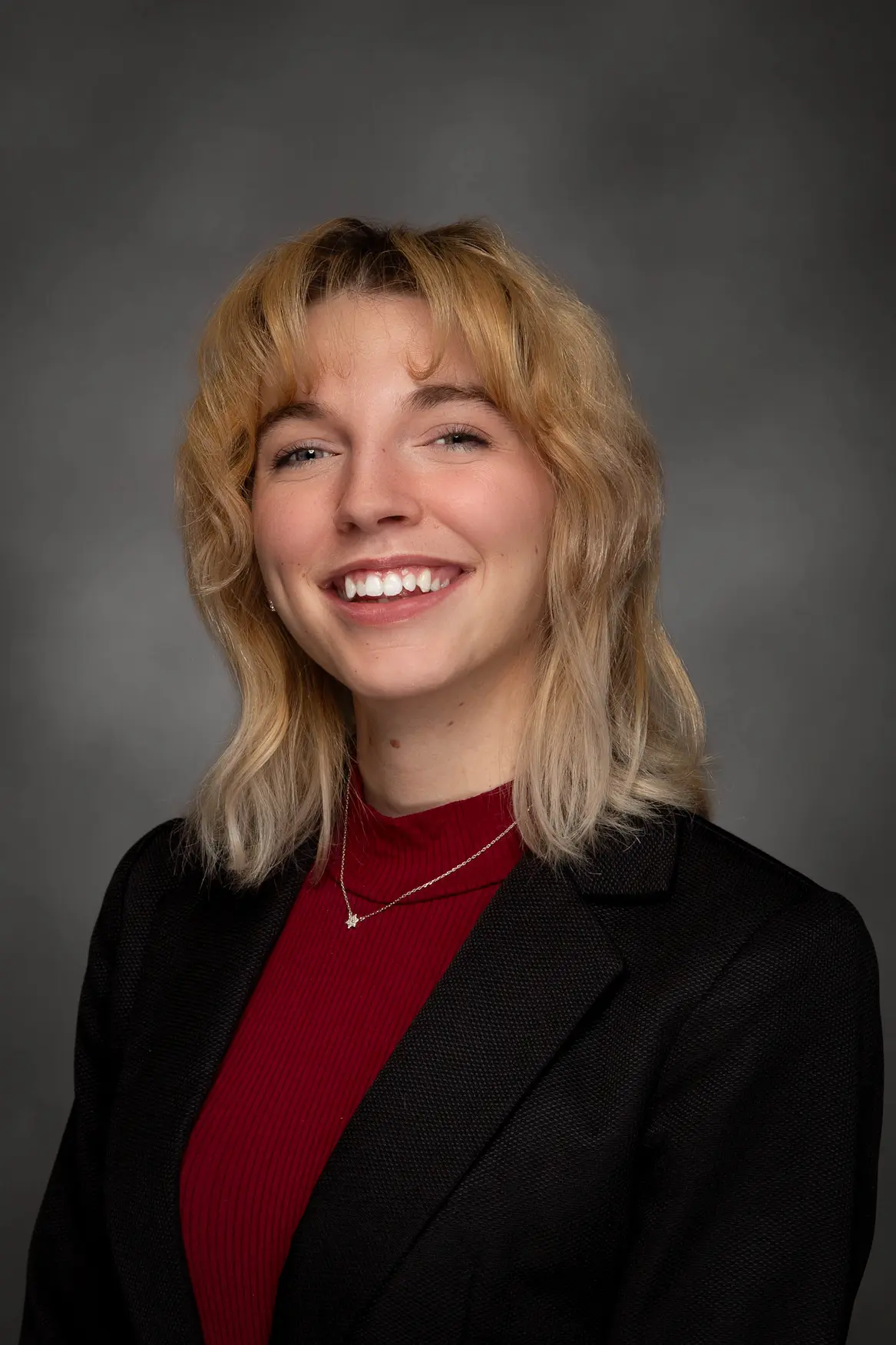 Ella Berg Bookkeeper at ROI Properties
