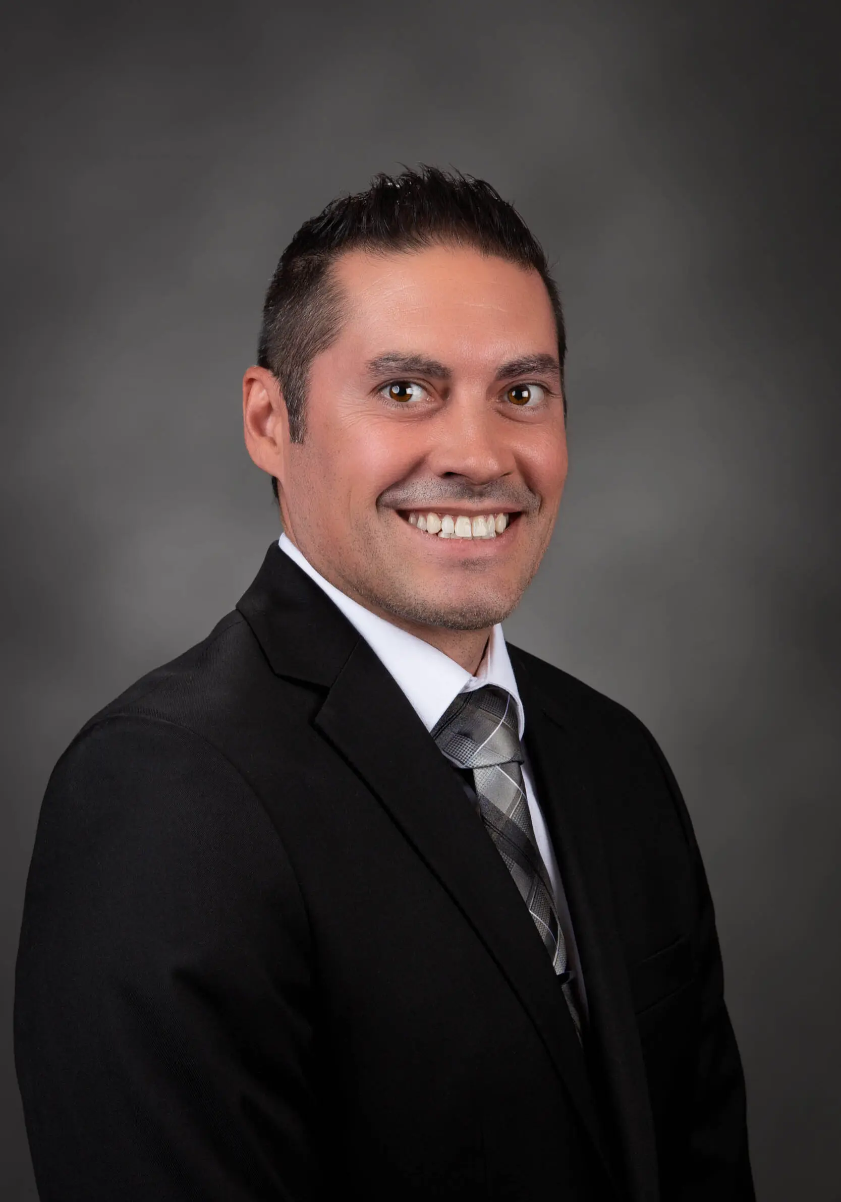 Justin Cirell Sr. Vice President - Commercial Division ROI Properties