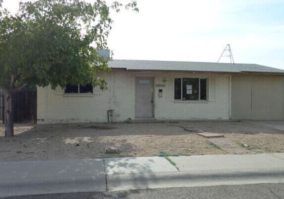 1384 SF Home in Phoenix Arizona