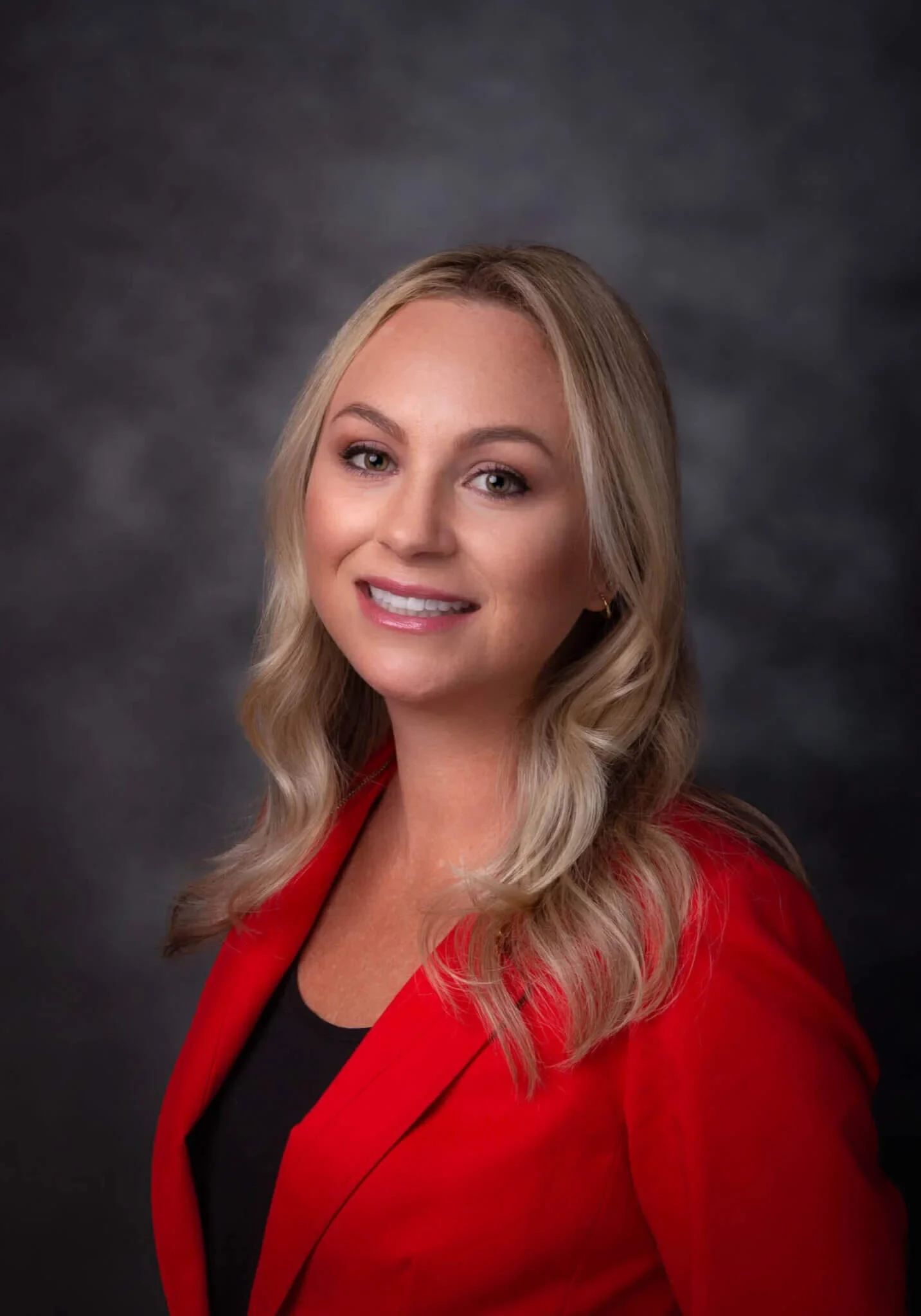 Stephanie Lemke Commercial Associate at ROI Properties